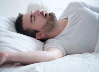 Apnée du sommeil : pourquoi faire une polysomnographie et comment ?